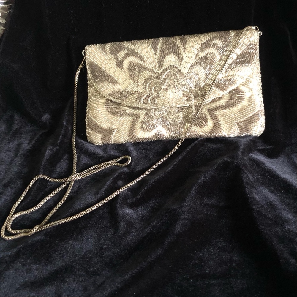 Beaded Silver/White Convertible Clutch, Vintage